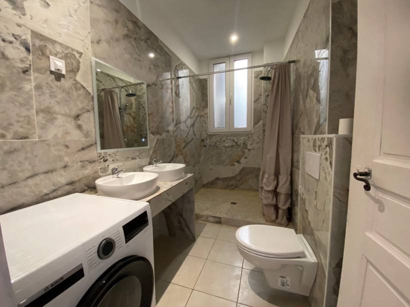Exclusivité Vente lot de 2 appartements rénovés à Nîmes